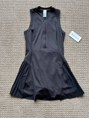 NWT Athleta Black Sleeveless Advantage Dress for Tennis or Golf Pleated Skirt
